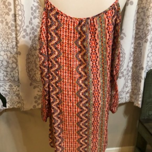 Silvergate Multi Color Cold Shoulder Dress - SML - Picture 6 of 8